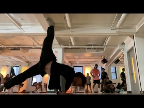 House Class at BDC with Huu Rock