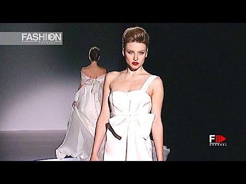 JUANJO OLIVA Gaudì Novias Spring Summer 2010 - Fashion Channel