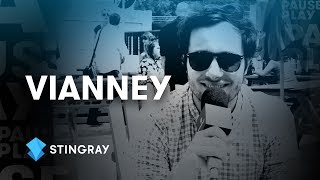 Vianney – Les FrancoFolies de Montréal 2017 | Stingray Pause Play