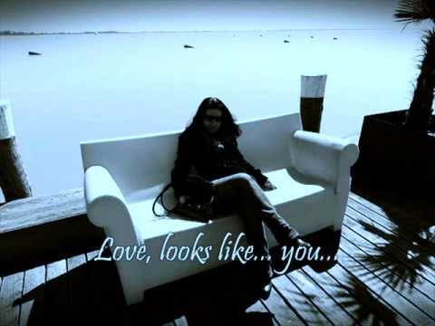 Doug Jackson - Love Looks Like You (Lyrics)