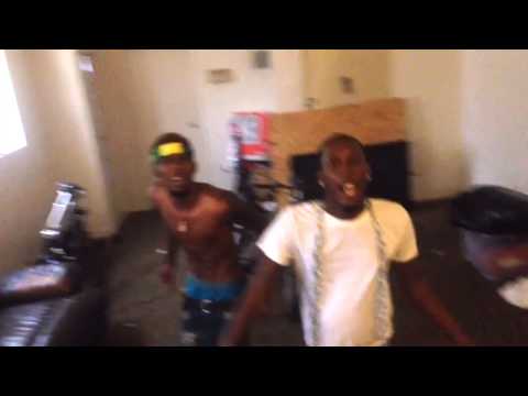 Deemo Gwizzy - TY Brown - Catch A Opp