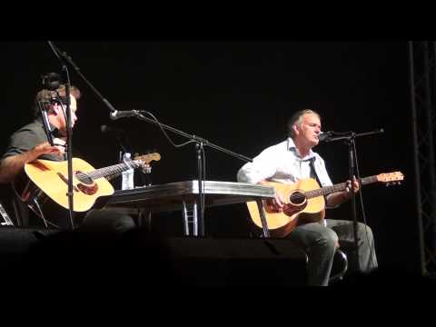 Troy Cassar Daley & Kevin Bennett - The River