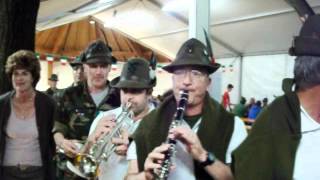 preview picture of video 'Fanfare Alpine Ivrea-Cadore a Laives Adunata 20012 marcia dei coscritti piemontesi'