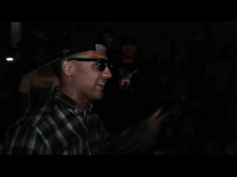 Deimos vs P.A.P.O - Trap Battle