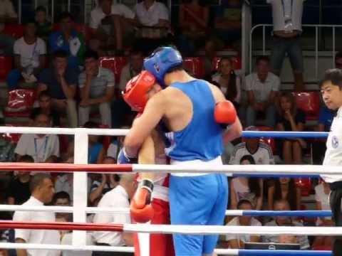 Полуфинальный бой Магомеда Омарова против Мирзохиджона Абдуллаева на Универсиаде 9 июля 2013