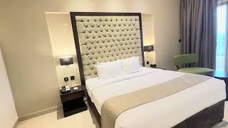 Carlton Dubai Creek Hotel Room Tour | Free upgrade with a Creek View