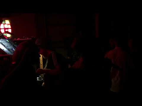 King shiloh soundsystem ft red lion - dubwise round (ifoon) @ a-dam noord 061018