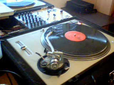 On Cue "jiggy" (Street Mix Feat Acknight) 1997 - PROMO