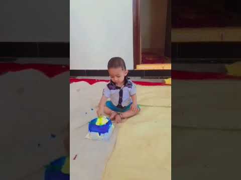 Snithik fast cake cut chesadhu . feeling happy  ,,🎂