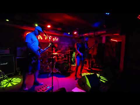 Hoodermaniax - Hoodermaniax - Get out (live in Chapeau Rouge Prague, 21. 6. 202