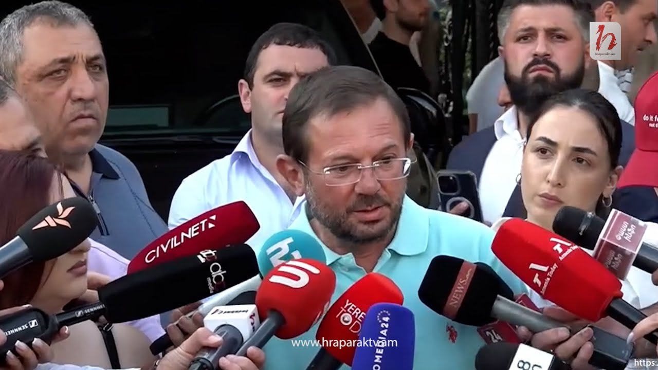 Անակնկալի եկած՝ խելագարի պես սկսեց գրառումներ անել․ Մանուկյանը՝ Փաշինյանի պահվածքի մասին