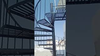 Download lagu Round iron sidhi |Round sidhi design 😊 लोहे की गोल सीढी डिजाइन #sorts #febricationwork #febrication mp3