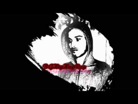 Монката -  Купидон е ексхибиционист