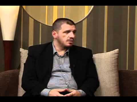 50-06 Enis Rama - Pyetje dhe përgjigje.flv