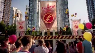 The Flash -  Glad You Came (Glee version by Grant Gustin)