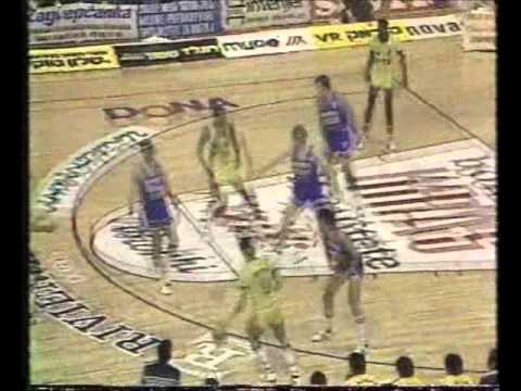 גביע אירופה 1985, בית הגמר מח' 3: ציבונה זאגרב - מכבי ת"א 77:88