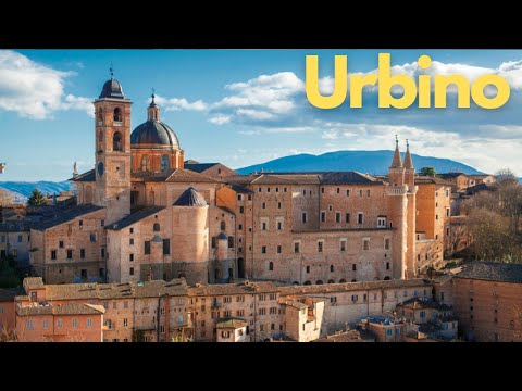 Erkundung des historischen Zentrums von Urbino, Italien