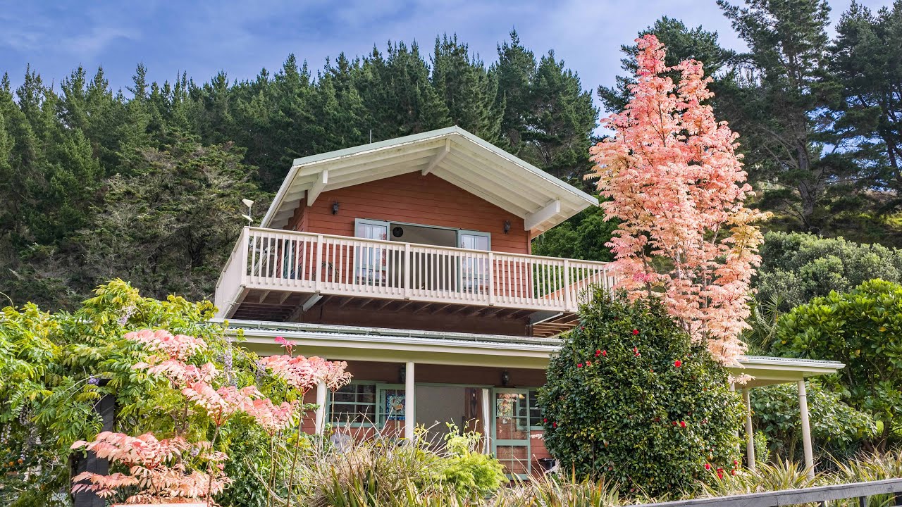 Property Video 70 Rototuna Rd, POUTO NORTHLAND 0391