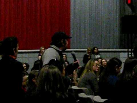 Tim from Local 33 asks nkotb a question