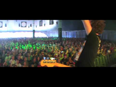 DRIVE LIKE MARIA SXSW//NXNE 2010 SHOWCASING BAND