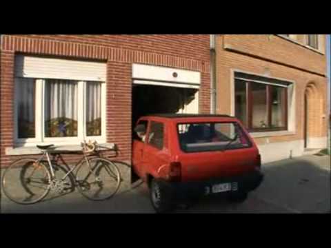 Dziadkowi autka raczej nikt nie zwinie...
