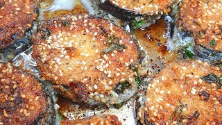 בקלי קלות- חצילים קריספיים לפסח (ליהי קרויץ - מטבח בקלי קלות) - התמונה מוצגת ישירות מתוך אתר האינטרנט יוטיוב. זכויות היוצרים בתמונה שייכות ליוצרה. קישור קרדיט למקור התוכן נמצא בתוך דף הסרטון