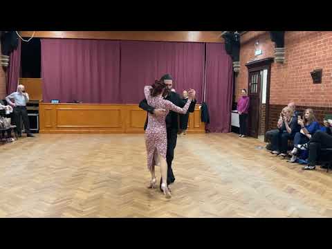 Alexandra Wood & Guillermo Torrens demonstrate elements taught in class at Reading Tango Club