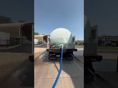 Filling the water truck #pool #water r