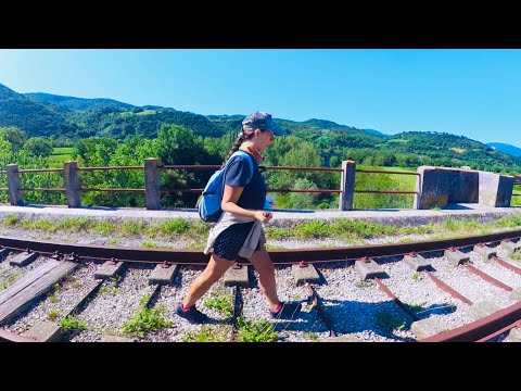 Cool Canyon Formations and Hike in Fossombrone, Marche - Italy Vlog 🇮🇹
