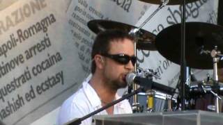 Marco Masini prove Lontano dai tuoi angeli Festa de borgata Roma 2009