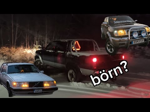 Börn o sladd med Forshaga kickerz          (Nyårs special) #forshaga #940 #nissan #burnout #diesel 