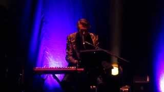 Bryan Ferry. Beacon Theater,NYC 10.01.14"Tara"