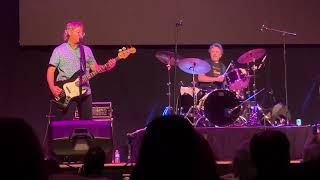 Fastball - I Will Never Let You Down (live @ Des Plaines Theatre, IL 9/4/25)