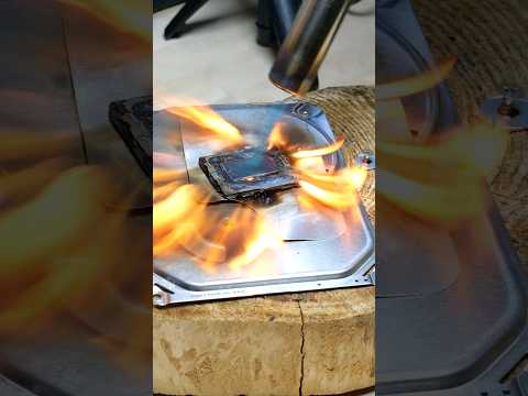 Inside a CPU: Full Teardown of Intel Xeon Processor