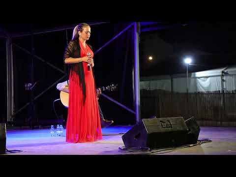 Helena Candeias - Na Boca de Toda a Gente