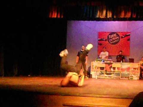 | Battle Session 2012 Veroia | B-boy Lucky Look judje solo