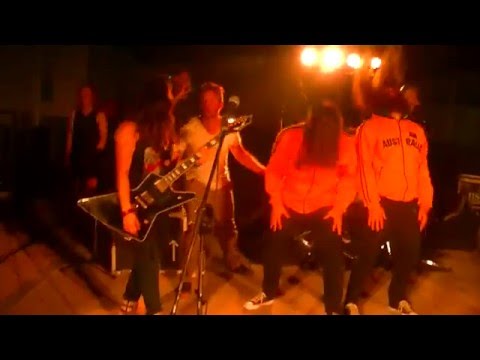 I Smell Rock n Roll - Middle East Troops Entertainment Tour