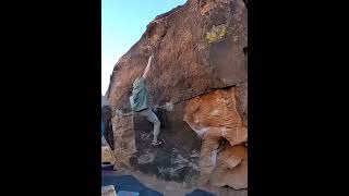 Video thumbnail of Loose Cannon, V9. Moe's Valley