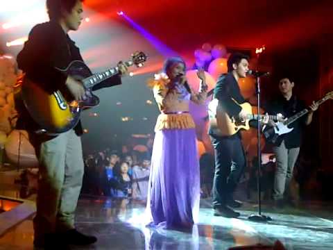 Fatin Shidqia Feat TheOvertunes at MNCTV TMII 20 Okt 2013