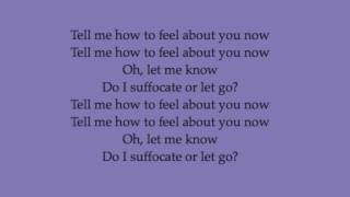 Paramore - Tell Me How lyrics