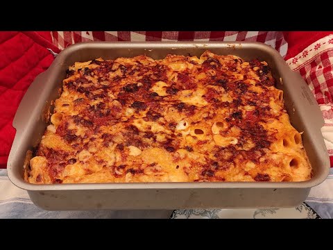 Pasta gratinata al forno con ragù di salsiccia in versione light