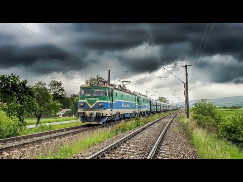 by mr. agent FBI: Tren de marfa Unicom la intrare in Liteni dinspre Dolhasca cu EA507 - 27.05.2020