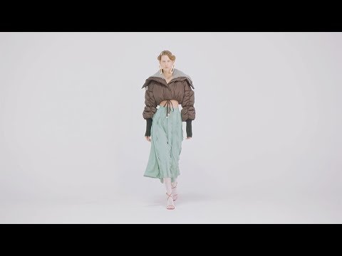 Veronique Leroy | Fall Winter 2018/2019 Full Fashion Show | Exclusive