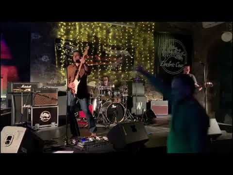 The Electric Coast - Dying Next Week live at Schlossfabrik