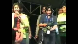 Download lagu Orang Asing - Lusiana Safara - Palapa mp3 Download lagu Orang Asing - Lusiana Safara - Palapa mp3