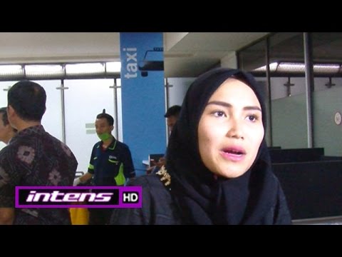 Ayu Ting Ting Pulang Umroh - Intens