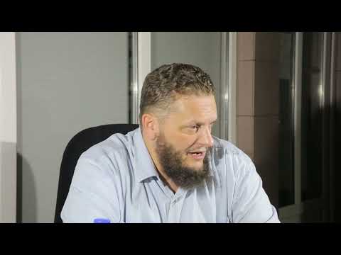 Rrobat me emrin NIKE-Dr.AbdulMelik-Besfort MAXHUNI