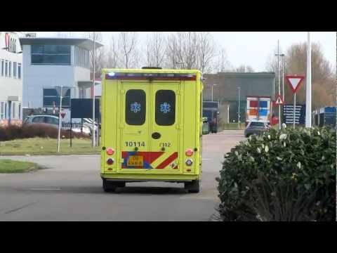 Den Helder Ambulance 10-114 responding (only lights)