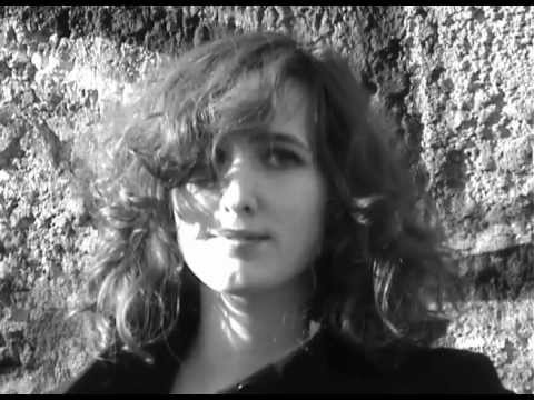 Lucie Wright (2011) by Gérard courant - Cinématon #2348