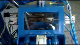 Máquina de Contrapeso Garra com CLP 2